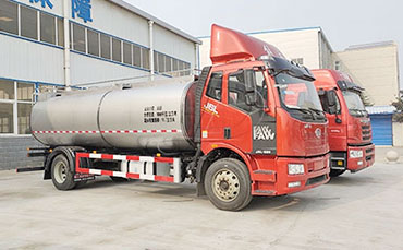 我公司牛奶運(yùn)輸車獲國(guó)內(nèi)液態(tài)食品運(yùn)輸標(biāo)桿產(chǎn)品